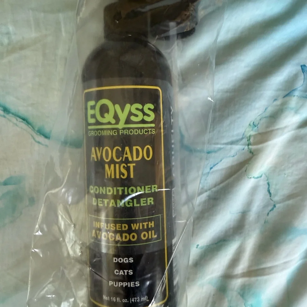 Avocado Mist Conditioner Detangler - Black